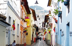 Rue de la Ronda de Quito dans le centre colonial de Quito